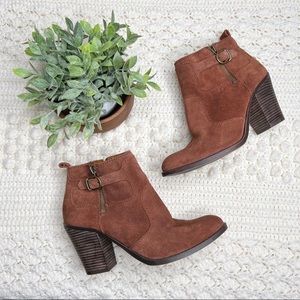 LUCKY BRAND Everalda Heeled Ankle Bootie Burnt Red Suede New 9.5 Western Boho